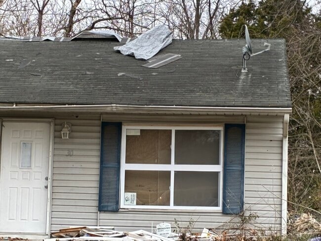 Building Photo - 30 Delores Dr