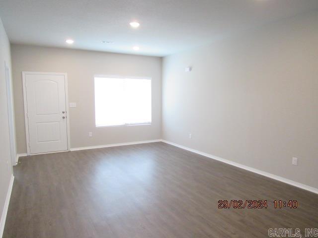 Building Photo - 33 Curly Leaf Ln