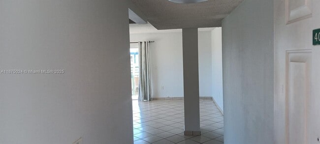 Foto del edificio - 6780 W 2nd Ct