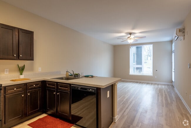Model Unit - 1BR, 1BA - 664SF - Cornerstone at Branchburg