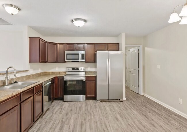 Building Photo - 10522 Hunters Crossing Blvd