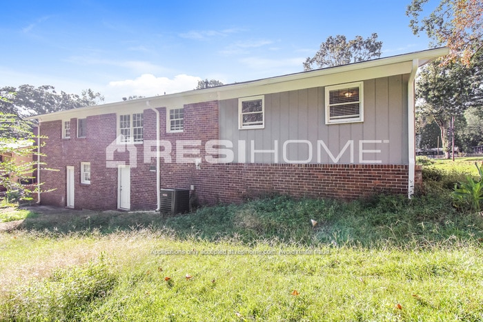 Building Photo - 4346 Pleasant Forest Dr
