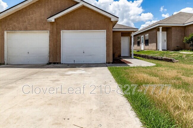 Building Photo - 5718 Golf Heights