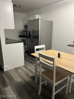 Building Photo - 4617 Bayshore Dr