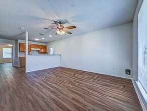 Building Photo - 1103 Shanarae Cir