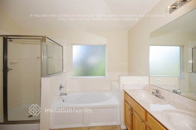 Foto del edificio - 2548 Sand Hill Point Cir