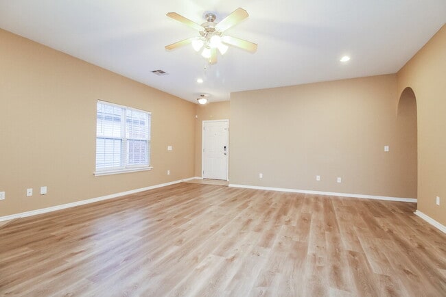 Building Photo - 7104 Eagles Landing