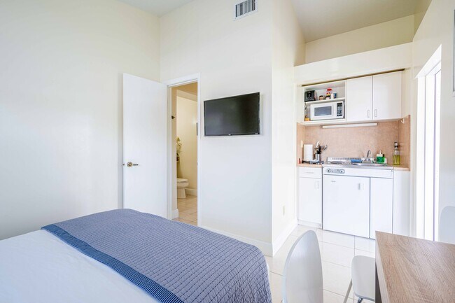 Foto del edificio - 2402 SW 128th Ave