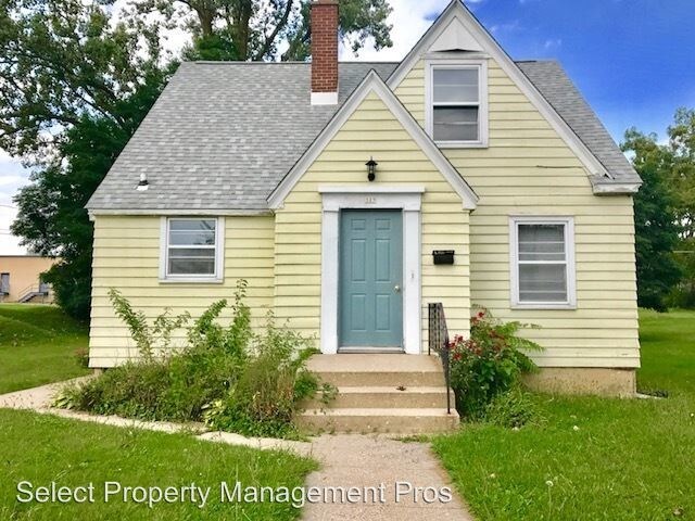 Primary Photo - 325 Dalgren Ave