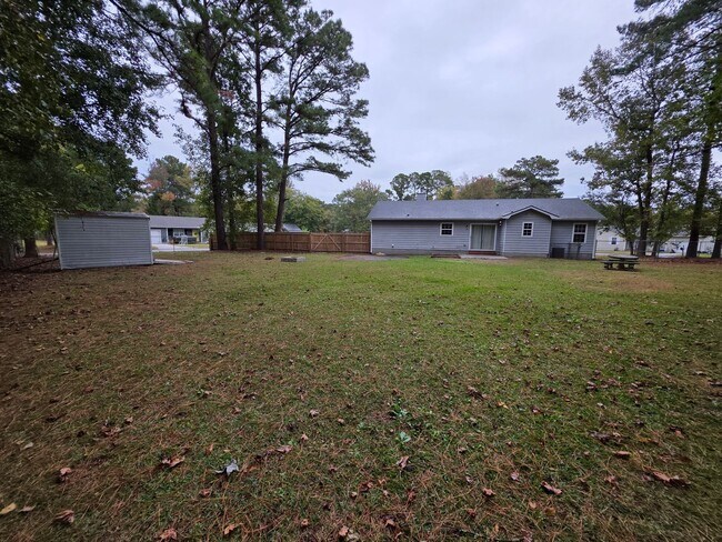 Foto del edificio - Charming 3 Bedroom Home in Falcon Crest!