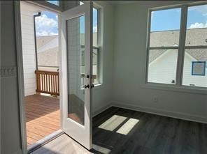 Foto del edificio - 845 Green Sapling Trl