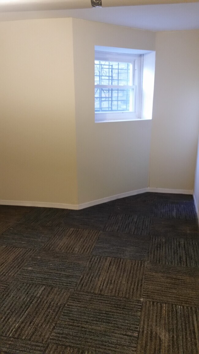 Bed Room 2 - 4723 N Whipple St