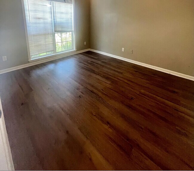 Foto del edificio - 149 Flagstone Ln