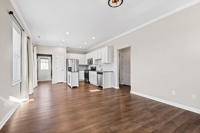 Foto del edificio - A Charming Ranch style home in Academy Point - minutes to downtown Clayton!