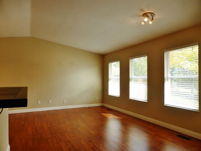 Building Photo - 3614 Trailcliff Place