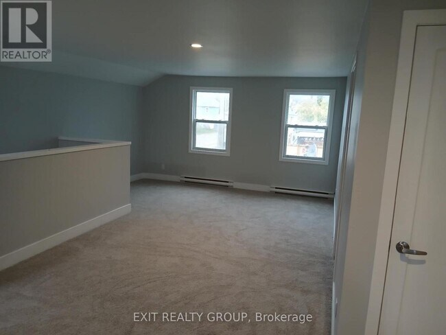 Photo du bâtiment - 27 Grove St