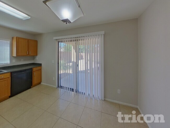 Building Photo - 3194 W Tanner Ranch Rd