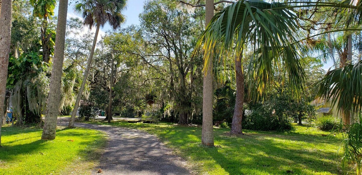 Primary Photo - 2590 Rainbow Dr