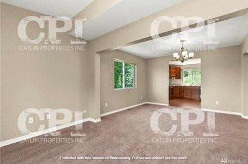 Building Photo - 371 Fishpond Rd