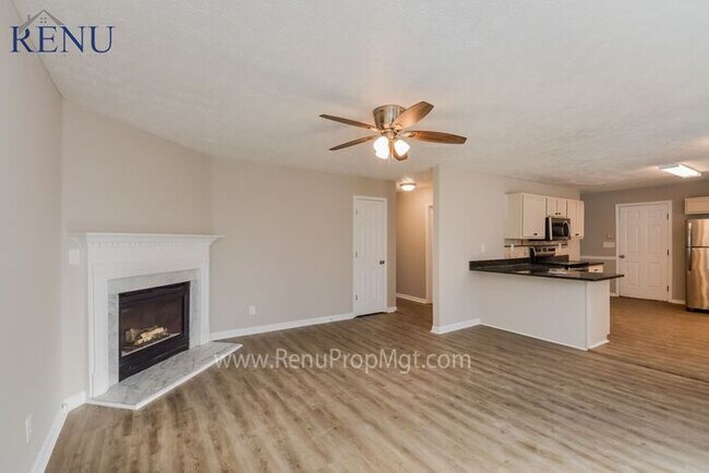 Building Photo - Now available 4 bedrooms 2.5 baths