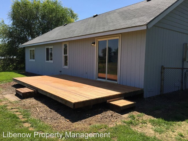 Building Photo - 3 br, 2 bath House - 120 Tjossem Rd