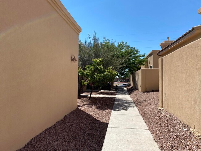 Foto del edificio - 3067 Southern Blvd SE