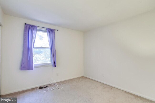 Building Photo - 3418 Coventry Ct Dr