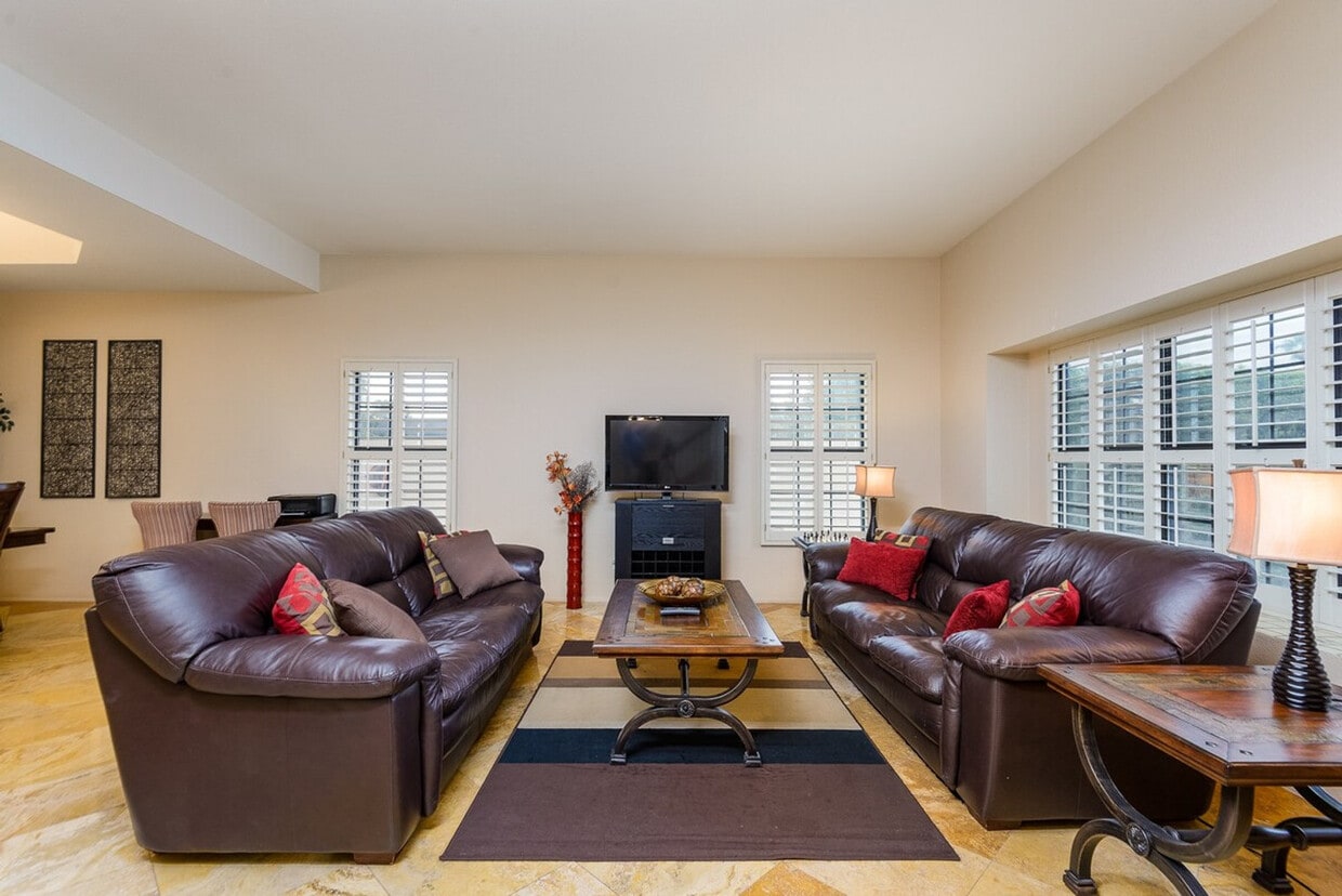 Primary Photo - 16025 N 58th Pl