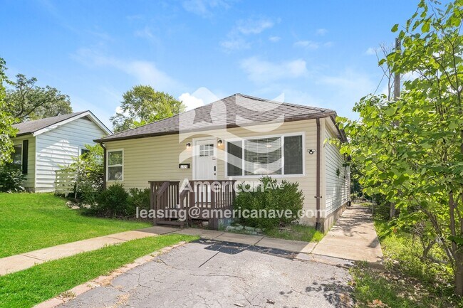 Foto del edificio - 2220 Gaebler Ave