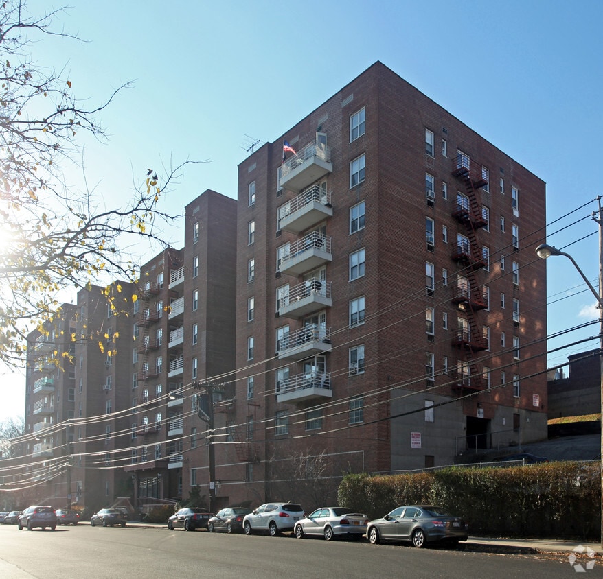 Building Photo - The Darlton Apartments