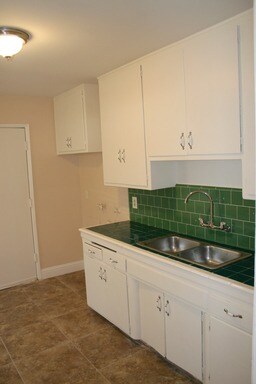 Building Photo - 2316 Castro Ln