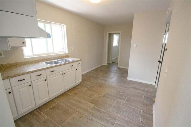 Foto del edificio - 2413 San Diego Ave