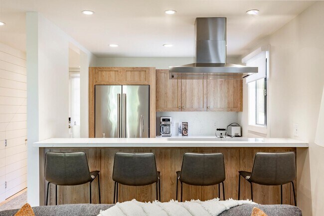 Foto del edificio - Luxury Condo Retreat at the base of Park C...