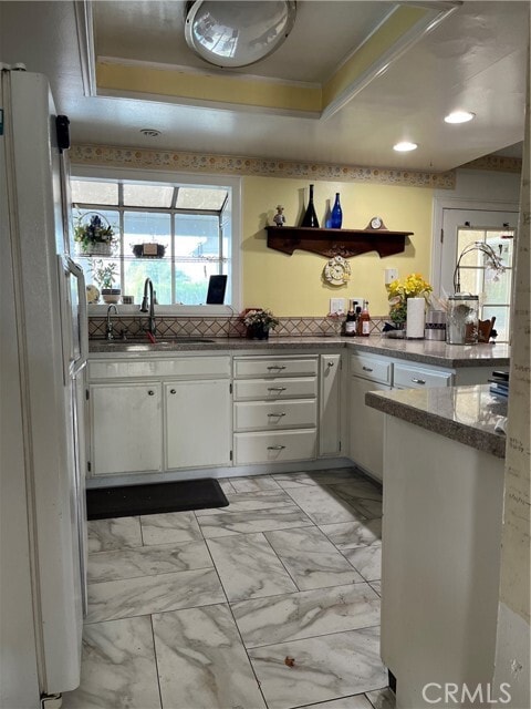 Building Photo - 2124 Beatrice Dr