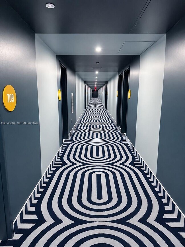 Foto del edificio - 90 NE 32nd St
