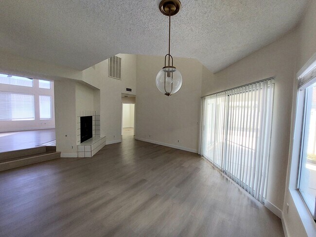 Foto del edificio - STERLING SPRINGS