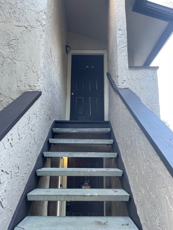 Foto del edificio - 2942 Antique Oaks Cir