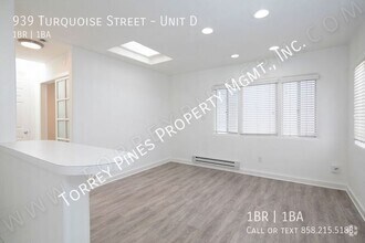 Building Photo - 939 Turquoise St