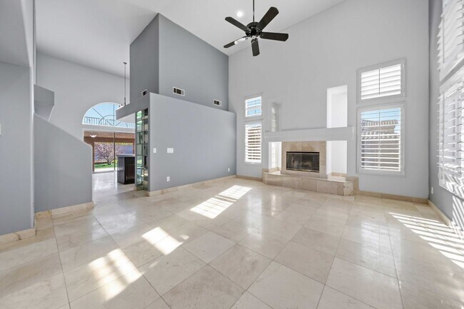 Foto del edificio - 5642 Lighthouse Ln