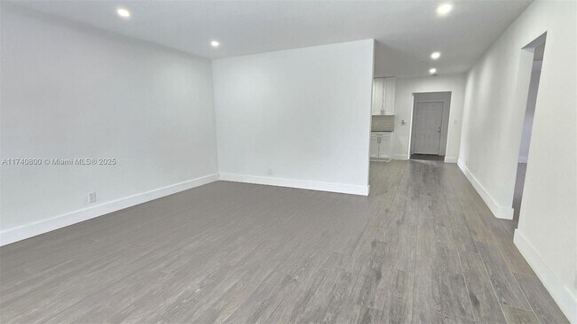 Foto del edificio - 3805 NW 78th Terrace