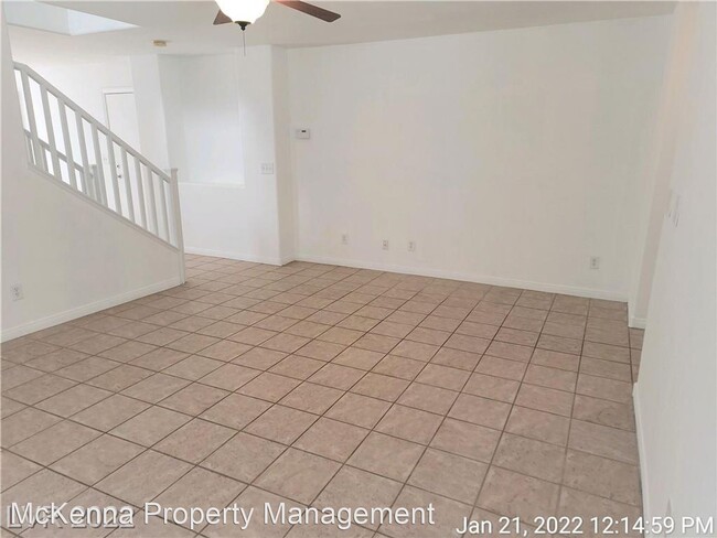Building Photo - 3 br, 2.5 bath House - 8320 Transvaal Blue St