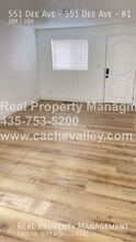Building Photo - 551 Dee Ave