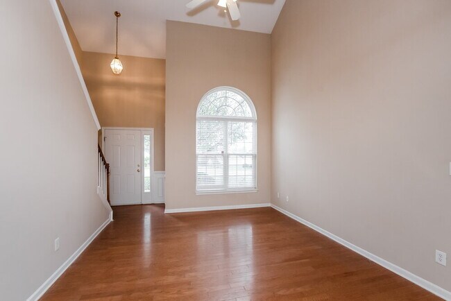 Foto del edificio - 12708 Deaton Hill Dr