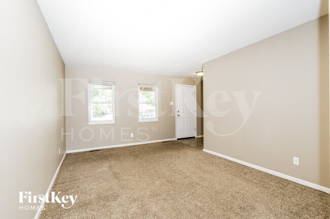 Foto del edificio - 2240 Spoonwood Dr
