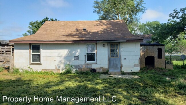 Building Photo - 3 br, 1 bath House - 23 Cheatham Rd.