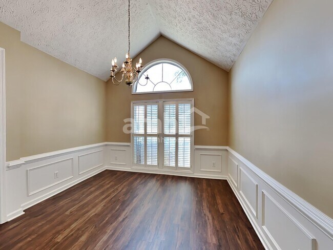 Foto del edificio - 4015 River Green Pkwy