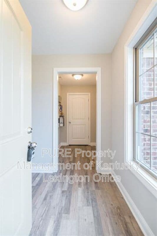 Building Photo - 722 Leeward Ct