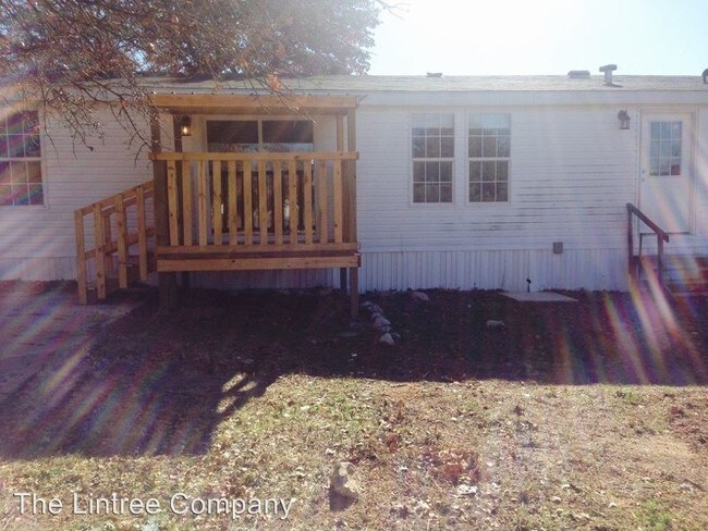 Foto del edificio - 3 br, 2 bath House - 139 Wood Lane