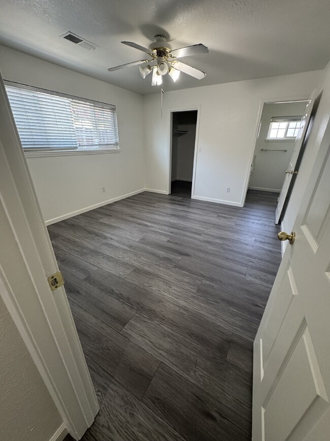 Building Photo - MOVE IN SPECIAL $500 off the rent for the ...