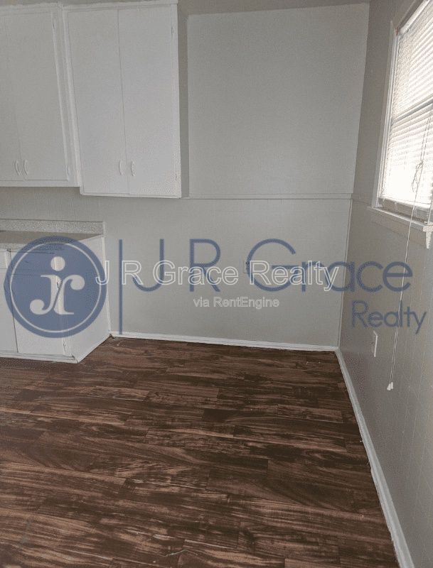 Foto del edificio - 602 E Navarro St